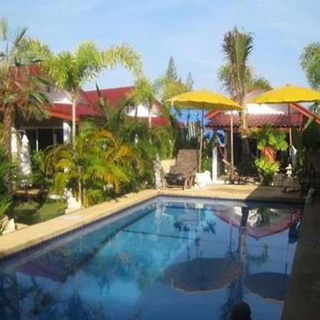 Sanuk Bungalows Rawai Esterno foto